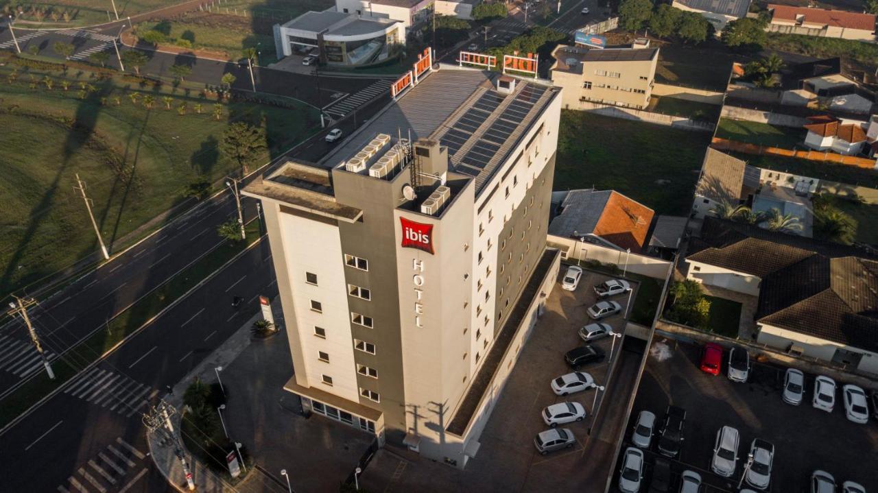 Hotel Ibis Ourinhos Exteriér fotografie