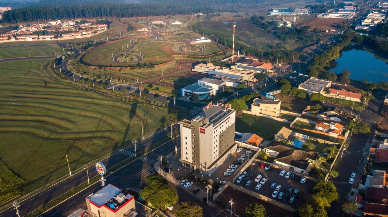 Hotel Ibis Ourinhos Exteriér fotografie